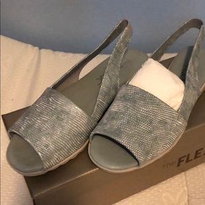 Flexx sandals